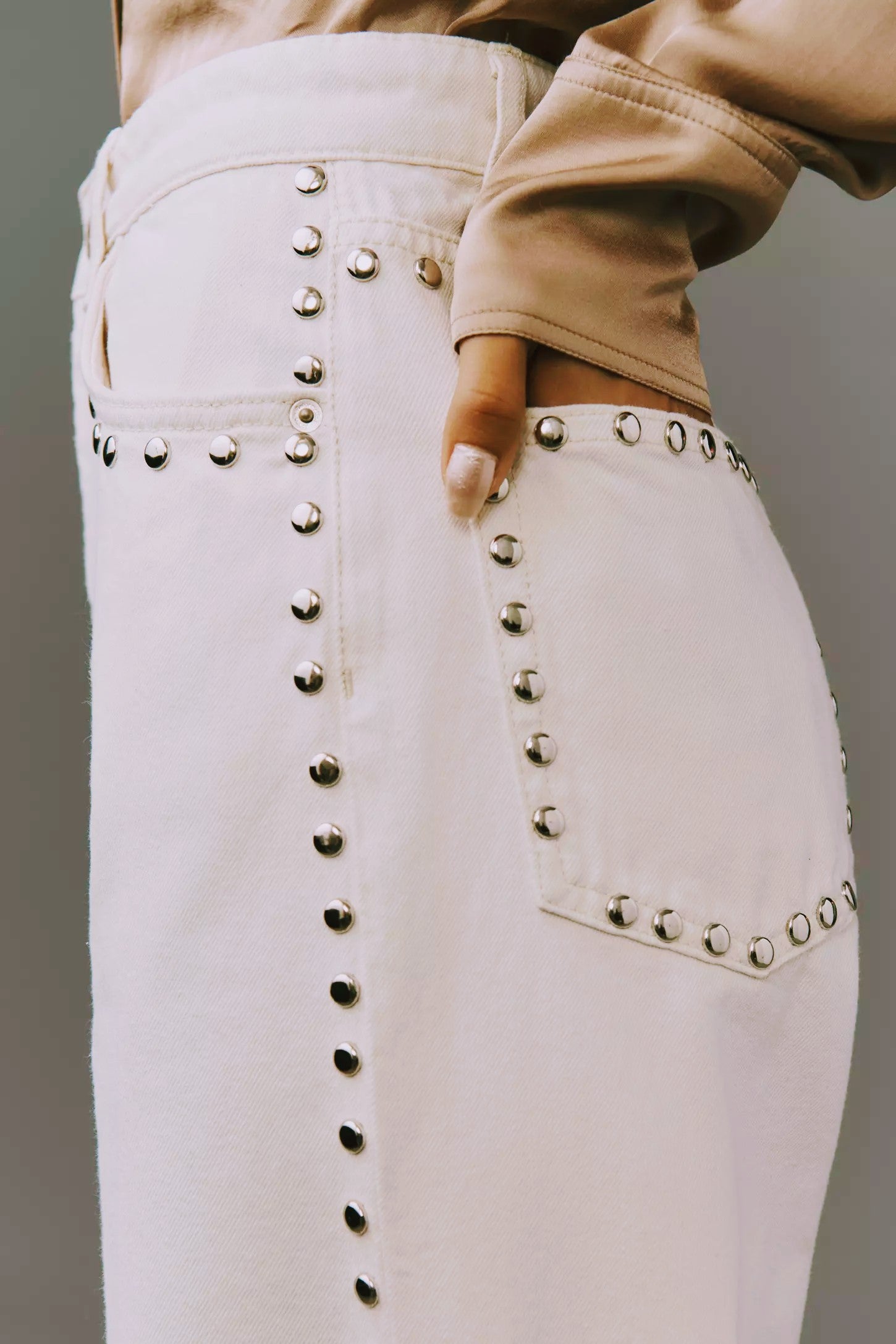 Stud emblissed White jeans